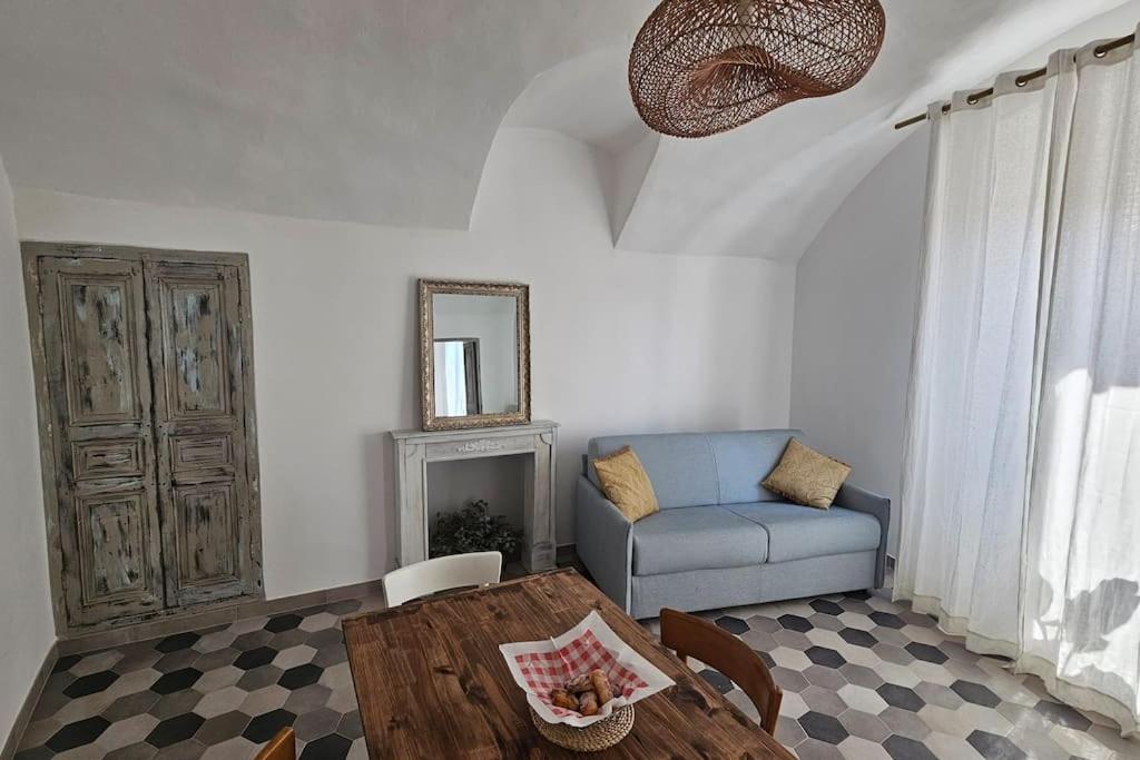 Car.Lo. Casa Vacanze Dolceacqua Luaran gambar