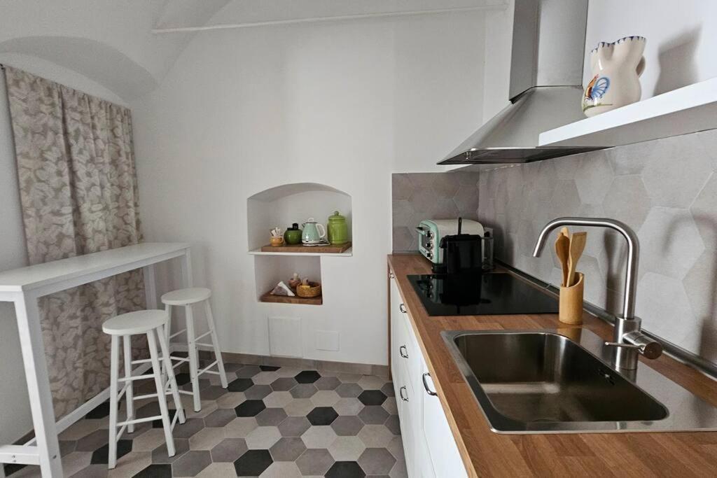 Car.Lo. Casa Vacanze Dolceacqua Luaran gambar