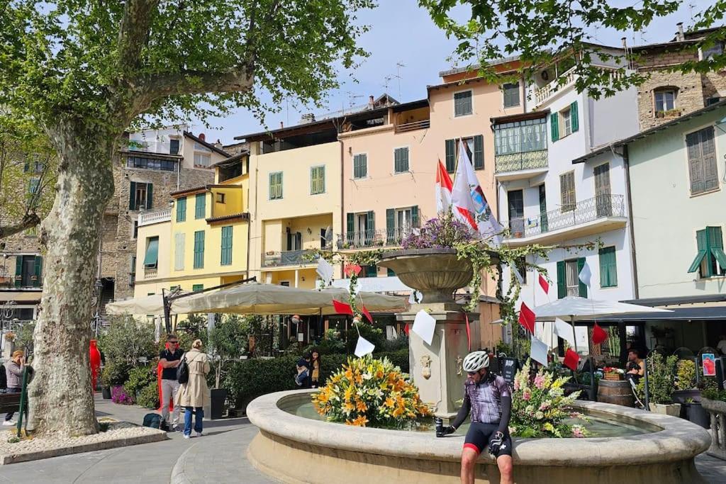 Car.Lo. Casa Vacanze Dolceacqua Luaran gambar